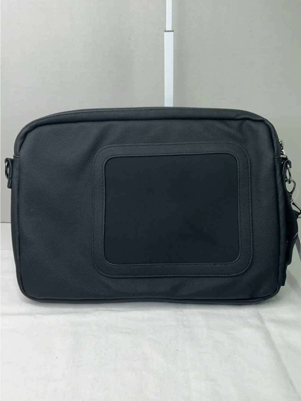 Never Used Lug Delta laptop bag, size  15